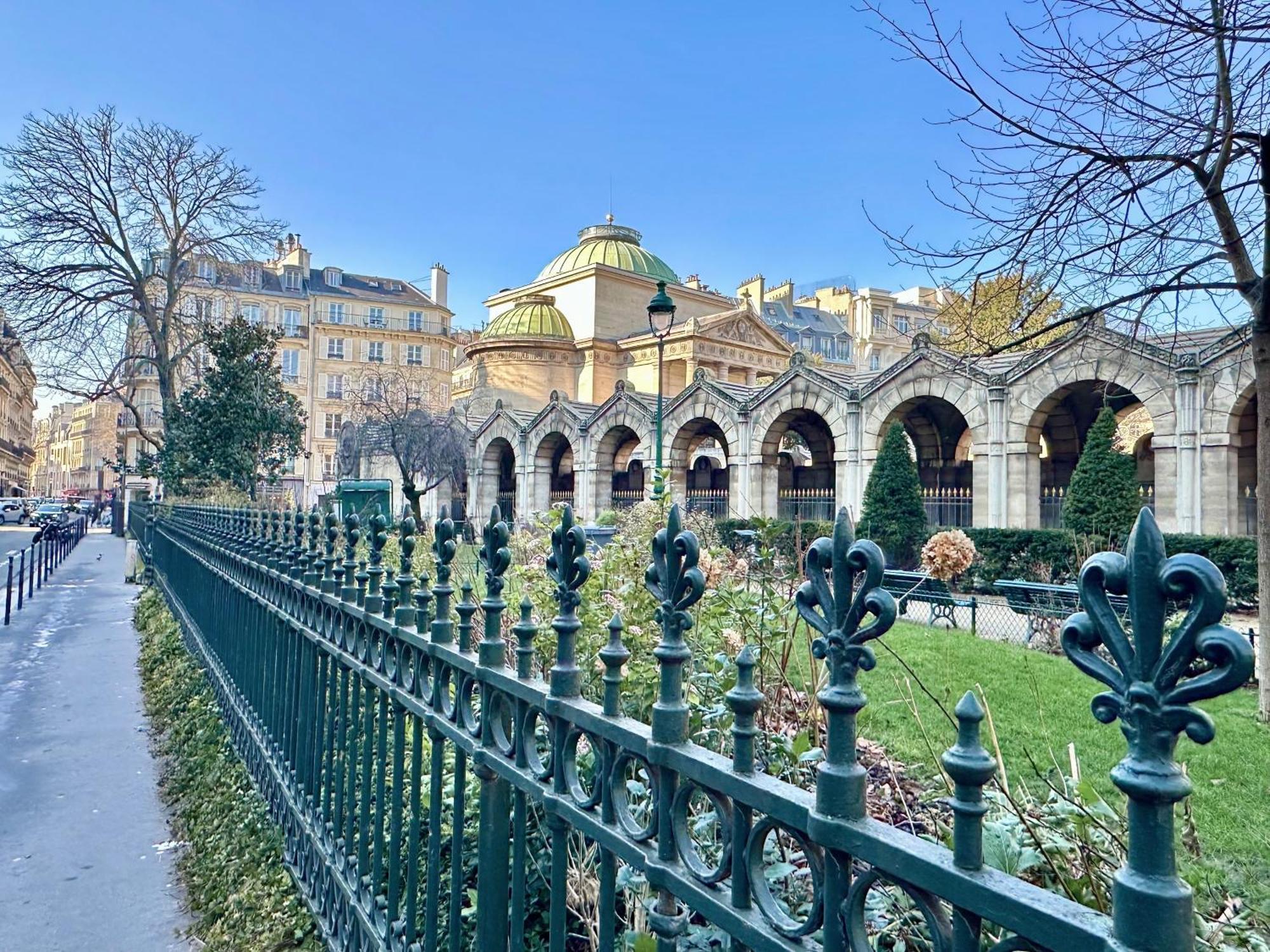 Appartamento House In 8eme Near -saint-lazare - Opera